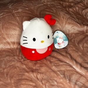 Hello Kitty Squishmallow
